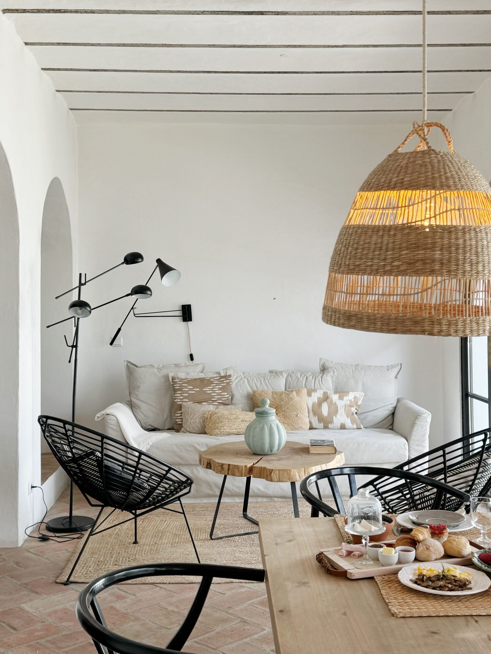 Airbnb pexels polinachistyakova 21391639
